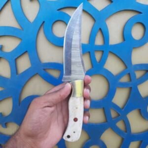 Handmade Damascus steel beautiful Hunting Camping knife